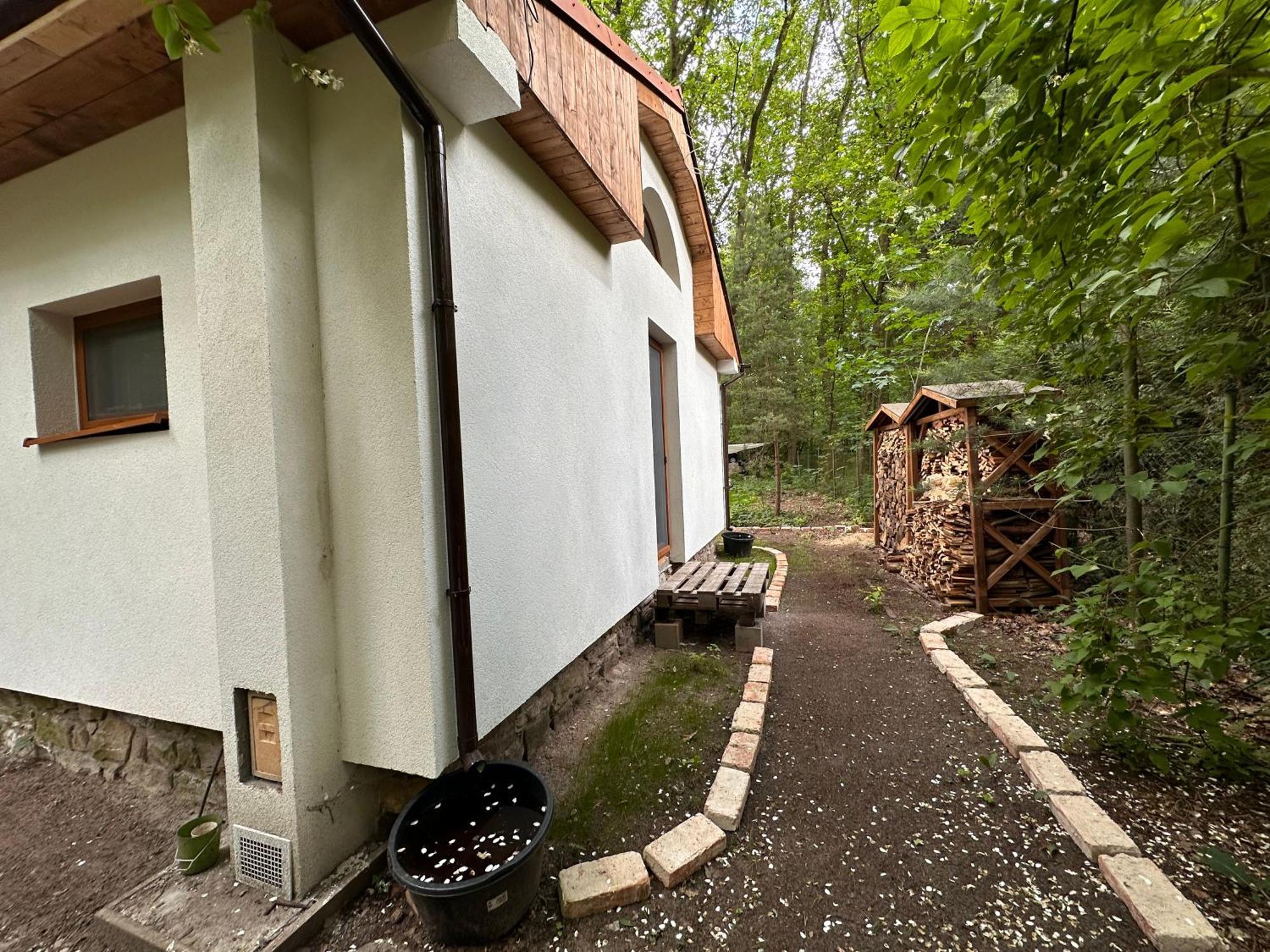 Chatinka Kersku Hradistko  Exterior photo